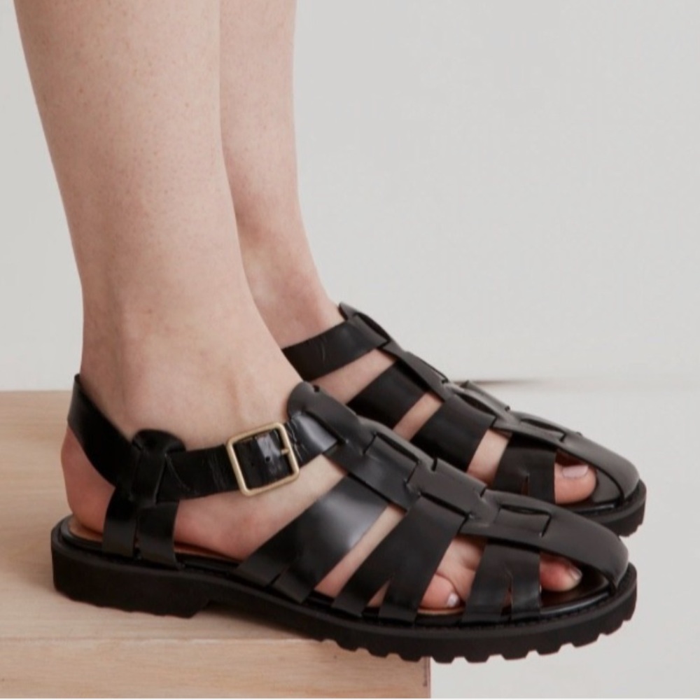 SOLD Madewell Women’s Black Strappy Sandals